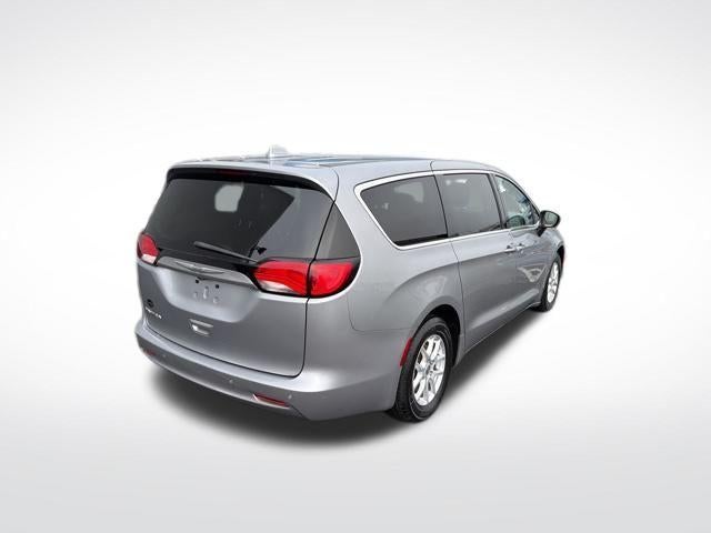 2017 Chrysler Pacifica Touring FWD