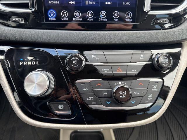 2017 Chrysler Pacifica Touring-L Plus FWD