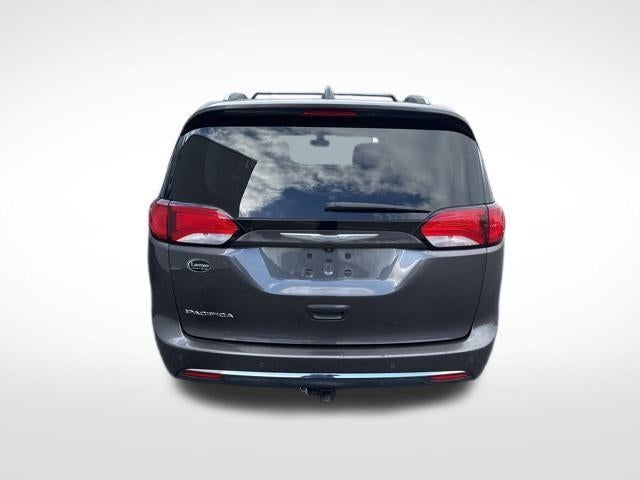 2017 Chrysler Pacifica Touring-L Plus FWD
