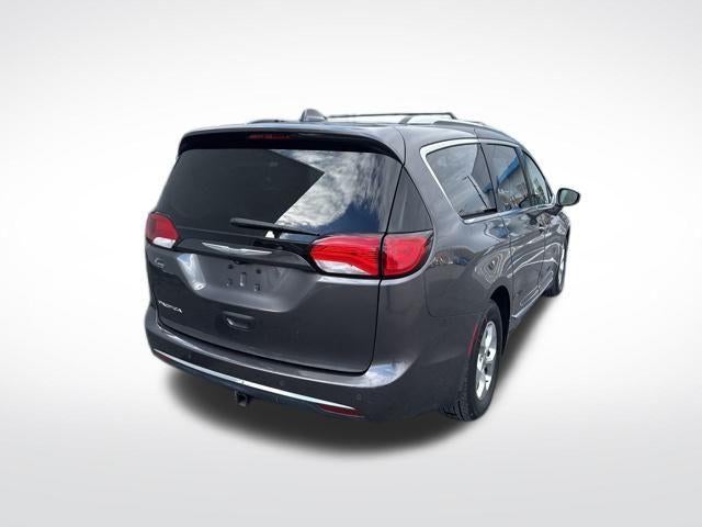 2017 Chrysler Pacifica Touring-L Plus FWD