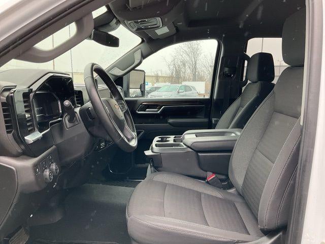 2025 Chevrolet Silverado 2500 HD Crew Cab Standard Box 4-Wheel Drive LT