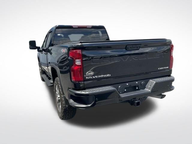 2025 Chevrolet Silverado 2500 HD Crew Cab Standard Box 4-Wheel Drive Custom