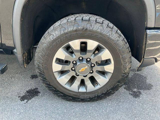 2025 Chevrolet Silverado 2500 HD Crew Cab Standard Box 4-Wheel Drive Custom