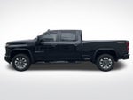 2025 Chevrolet Silverado 2500 HD Crew Cab Standard Box 4-Wheel Drive Custom