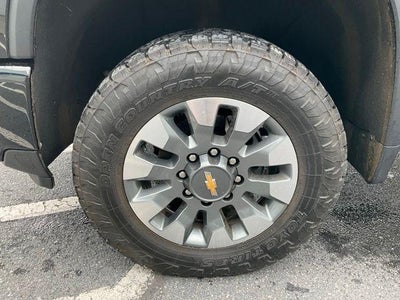 2025 Chevrolet Silverado 2500 HD Crew Cab Standard Box 4-Wheel Drive Custom