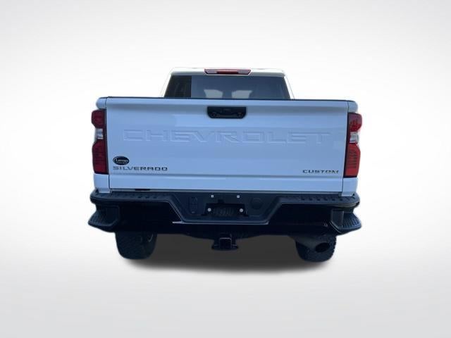 2024 Chevrolet Silverado 2500 HD Crew Cab Standard Box 4-Wheel Drive Custom