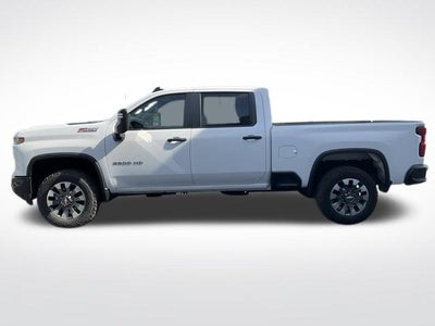 2024 Chevrolet Silverado 2500 HD Crew Cab Standard Box 4-Wheel Drive Custom