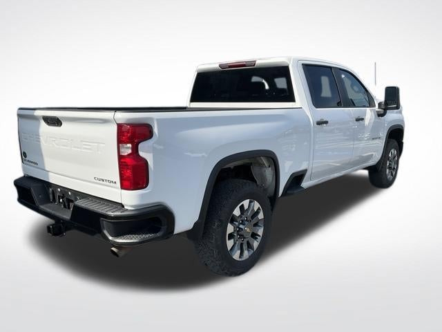 2024 Chevrolet Silverado 2500 HD Crew Cab Standard Box 4-Wheel Drive Custom