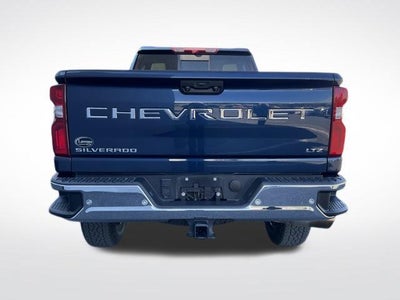 2022 Chevrolet Silverado 2500 HD Crew Cab Standard Box 4-Wheel Drive LTZ