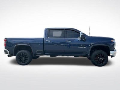 2022 Chevrolet Silverado 2500 HD Crew Cab Standard Box 4-Wheel Drive LTZ