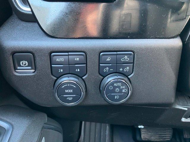 2025 Chevrolet Silverado 1500 Crew Cab Short Box 4-Wheel Drive RST