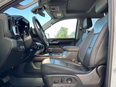 2025 Chevrolet Silverado 1500 Crew Cab Short Box 4-Wheel Drive RST