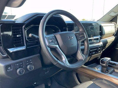2025 Chevrolet Silverado 1500 Crew Cab Short Box 4-Wheel Drive RST