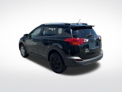 2015 Toyota RAV4 AWD 4dr LE (Natl)
