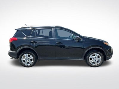 2015 Toyota RAV4 AWD 4dr LE (Natl)