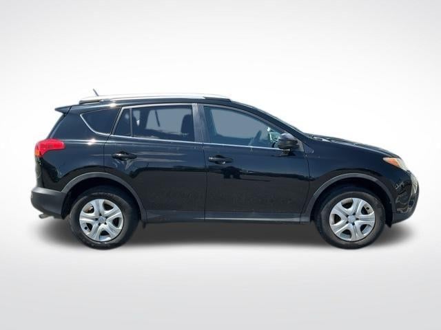 2015 Toyota RAV4 AWD 4dr LE (Natl)