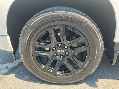 2024 Chevrolet Silverado 1500 Crew Cab Short Box 2-Wheel Drive Custom