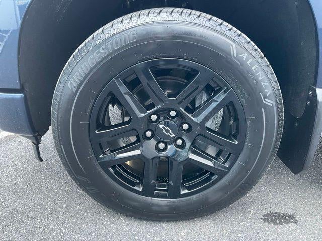 2023 Chevrolet Silverado 1500 Crew Cab Short Box 4-Wheel Drive Custom
