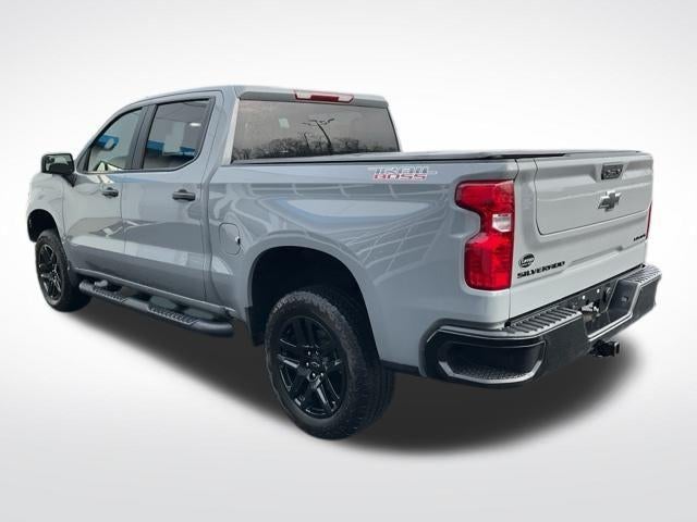 2024 Chevrolet Silverado 1500 Crew Cab Short Box 4-Wheel Drive Custom Trail Boss