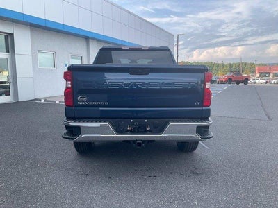 2023 Chevrolet Silverado 1500 Crew Cab Short Box 4-Wheel Drive LT 2FL