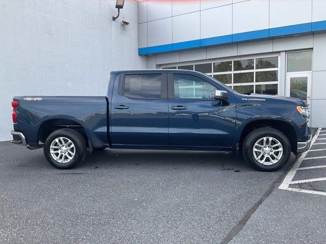 2023 Chevrolet Silverado 1500 Crew Cab Short Box 4-Wheel Drive LT 2FL