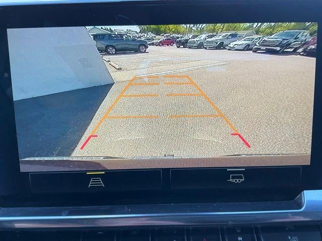 2024 Chevrolet Silverado 1500 Crew Cab Short Box 4-Wheel Drive LT 2FL