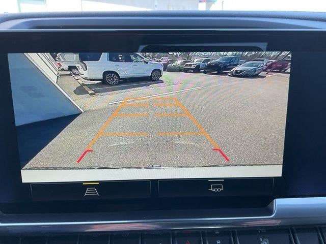 2024 Chevrolet Silverado 1500 Crew Cab Short Box 4-Wheel Drive LT 2FL