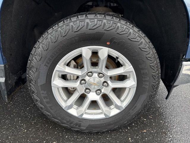 2024 Chevrolet Silverado 1500 Crew Cab Short Box 4-Wheel Drive LT 2FL