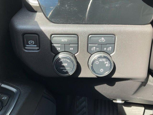 2024 Chevrolet Silverado 1500 Crew Cab Short Box 4-Wheel Drive LT 2FL