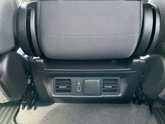 2024 Chevrolet Silverado 1500 Crew Cab Short Box 4-Wheel Drive LT 2FL