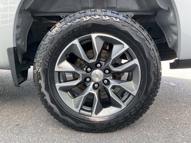 2024 Chevrolet Silverado 1500 Crew Cab Short Box 4-Wheel Drive LT 2FL
