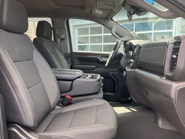 2024 Chevrolet Silverado 1500 Crew Cab Short Box 4-Wheel Drive LT 2FL