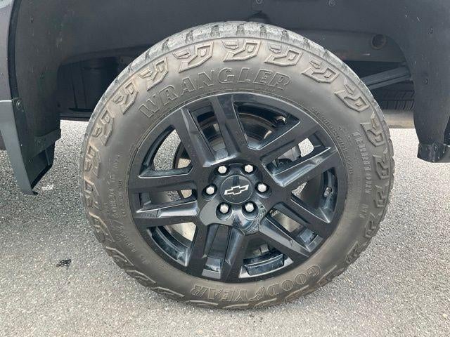 2023 Chevrolet Silverado 1500 Crew Cab Short Box 4-Wheel Drive LT Trail Boss