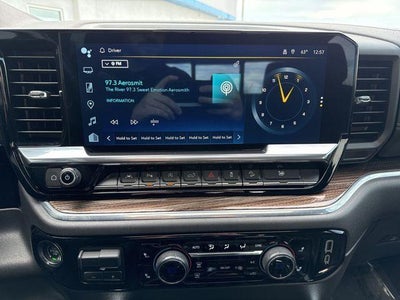 2024 Chevrolet Silverado 1500 Crew Cab Short Box 4-Wheel Drive LT Trail Boss