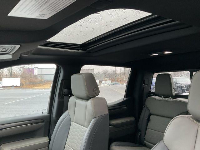 2023 Chevrolet Silverado 1500 Crew Cab Short Box 4-Wheel Drive ZR2