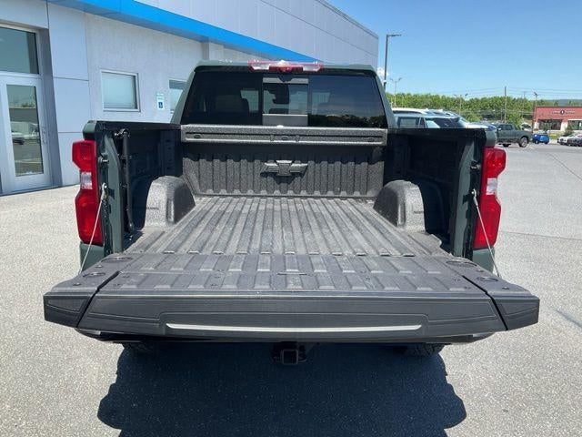 2025 Chevrolet Silverado 1500 Crew Cab Short Box 4-Wheel Drive ZR2