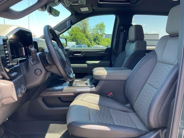 2025 Chevrolet Silverado 1500 Crew Cab Short Box 4-Wheel Drive ZR2