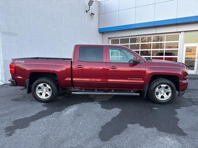 2017 Chevrolet Silverado 1500 Crew Cab Short Box 4-Wheel Drive LT Z71