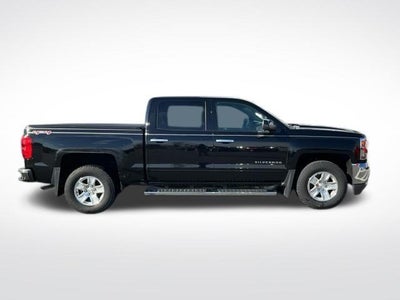 2017 Chevrolet Silverado 1500 Crew Cab Short Box 4-Wheel Drive LT