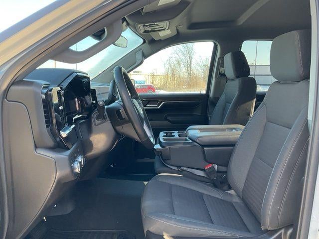 2024 GMC Sierra 1500 Crew Cab Short Box 4-Wheel Drive Elevation 3VL