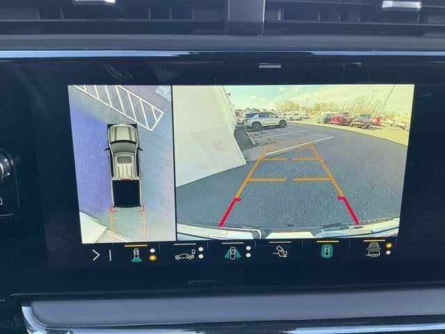 2023 GMC Sierra 1500 Crew Cab Short Box 4-Wheel Drive AT4X