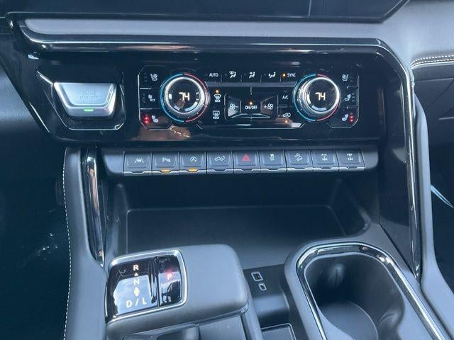 2023 GMC Sierra 1500 Crew Cab Short Box 4-Wheel Drive AT4X