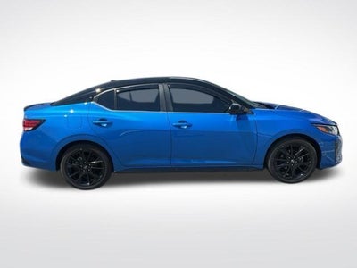 2025 Nissan Sentra SR CVT