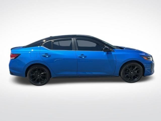 2025 Nissan Sentra SR CVT