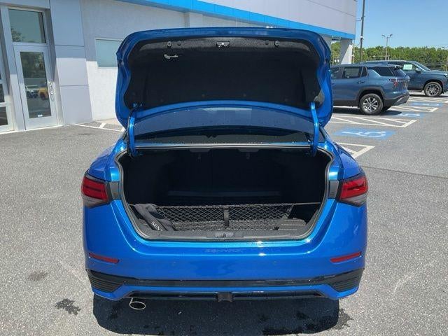 2025 Nissan Sentra SR CVT
