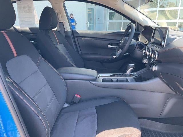 2025 Nissan Sentra SR CVT