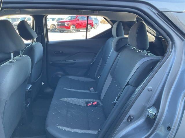 2020 Nissan Kicks S FWD