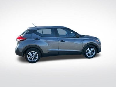 2020 Nissan Kicks S FWD