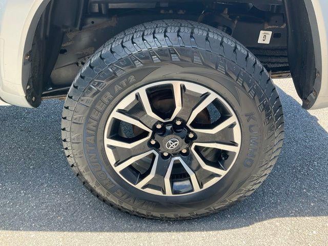 2021 Toyota Tacoma 4WD TRD Sport Double Cab 5' Bed V6 AT (Natl)