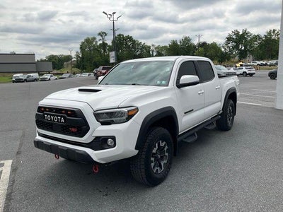 2021 Toyota Tacoma 4WD TRD Off Road Double Cab 5' Bed V6 MT (Natl)
